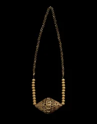 Collier, vers 1900
