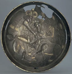 Plat décoré d
