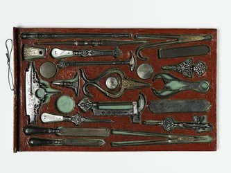 Trousse à outils représentant la Sainte Famille, vers 1830