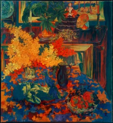 Intérieur maison à Stilli avec sculpture