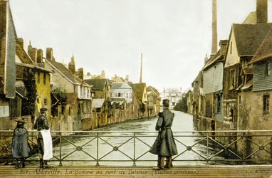 Rivière Somme et le pont de Talence, Abbeville, France