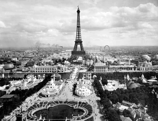 Vue du Champ de Mars et de la Tour Eiffel, Exposition Universelle de Paris