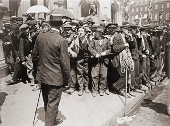 Manifestation ouvrière, Paris, v.1900