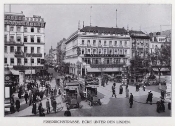 Berlin : Friedrichstrasse, coin Unter den Linden