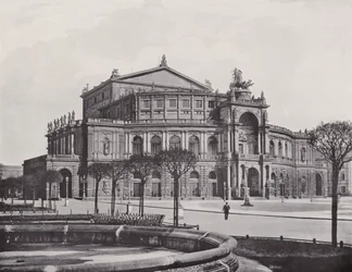 Das Konigliche Hoftheater