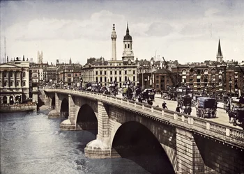 Pont de Londres, Cité de Londres