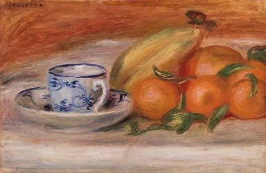 Oranges, bananes et tasse de thé