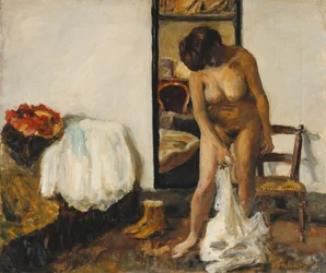 Femme se déshabillant