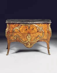 Commode Louis XV, vendue par Adrien Delorme