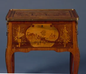 Table de transition à la Bourgogne (détail)