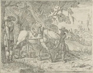 Cheval sellé avec des soldats
