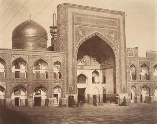 [Porte principale de l