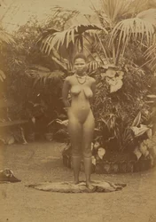 [Femme sud-africaine, nue]