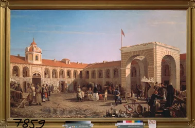 Le marché Apraksin à Saint-Pétersbourg