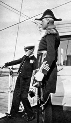 Prince Edward 1894-1972, le futur roi Édouard VIII, avec Sir Charles Cust, 1908