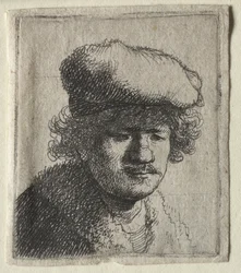 Autoportrait avec casquette tirée en avant