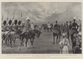 La grande revue du couronnement à Aldershot, 16 juin, la reine Alexandra, en l