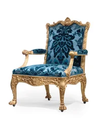 Une paire de fauteuils dorés George III