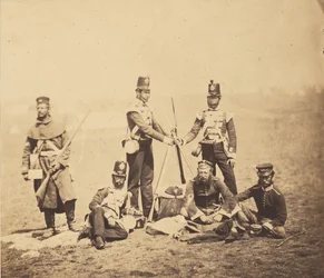 Infanterie anglaise mettant les fusils en faisceau