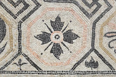Motif géométrique de la domus de la Via san Rocchino, IIe siècle après J.-C.