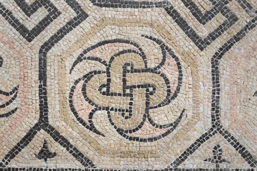 Motif géométrique de la domus de la Via san Rocchino, IIe siècle après J.-C.