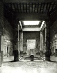 Impluvium dans la Maison des Noces d