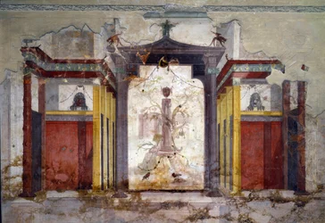 Vue intérieure des fresques de la salle des masques