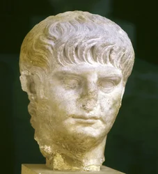 Représentation du jeune empereur Néron (37-68). Rome, Museo Nazionale Romano.