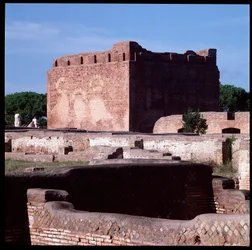 Art romain : vue des ruines du Capitole, site archéologique d