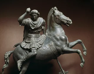 Alexandre le Grand (356-323 av. J.-C.) à cheval. Le cheval serait Bucéphale. Sculpture en bronze d