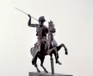 Amazone à cheval (sculpture en bronze d