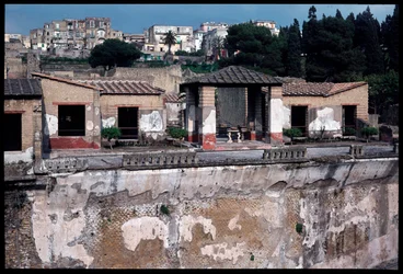 Casa dei cervi, 5ème siècle av. J.-C.-1er siècle apr. J.-C.