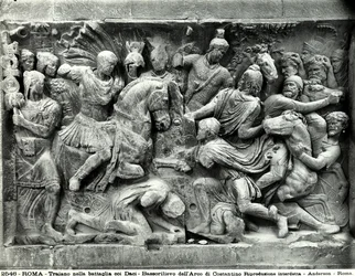 (détail) de la grande frise de Trajan située dans l