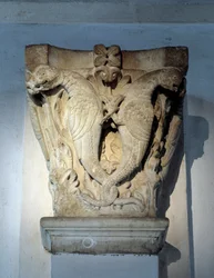 Monstres, Chapiteau du chœur