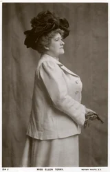 Ellen Terry, actrice britannique, vers 1900