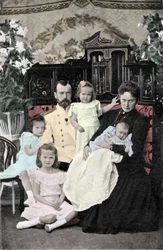 Portrait de famille du tsar Nicolas II (1868-1918), vers 1901-1902