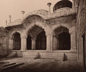 La Moti Masjid dans le palais