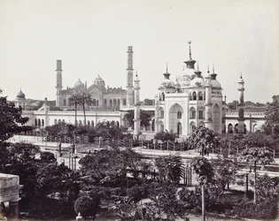 Tombe de Zinat Algiya dans le complexe Imambara de Husainabad