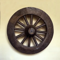 Copie de roue médiévale de Scandinavie. 10e siècle après J.-C.