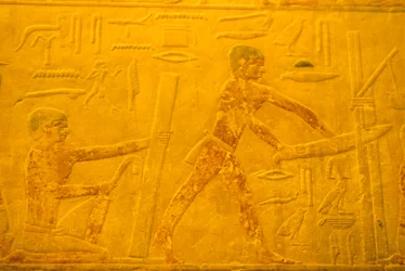 Égypte ancienne, peinture murale, Mastaba/Tombe de Ti, Saqqarah, 5e dynastie, Charpentiers, rabotant et sciant du bois