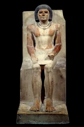 Antiquité égyptienne : statuette en calcaire de Kai, administrateur du chacal. De Saqqara. Ancien empire, 5e dynastie. Paris, Musée du Louvre