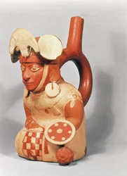 Vase mochica en forme de guerrier, 300-800 après J.-C. (terre cuite)