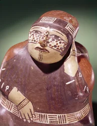 Cueilleur de cacao en poterie, culture Nazca (terre cuite) (détail)