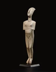 Figure féminine cycladique allongée, pièce maîtresse du Maître Schuster, Cycladique ancien II, vers 2400 av. J.-C.