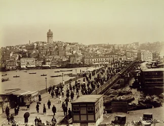 Pont de Galata sur la Corne d