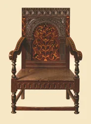 Chaise incrustée de chêne