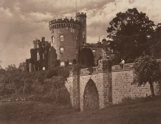 Château de Tullichewan, Vale of Leven, Écosse, v. 1855 (photo)