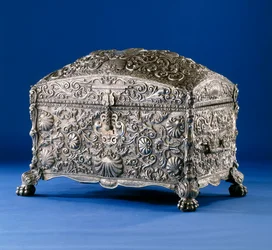 Un important coffre en argent colonial espagnol, vers 1800