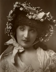Miss Mulholland, actrice, 1884