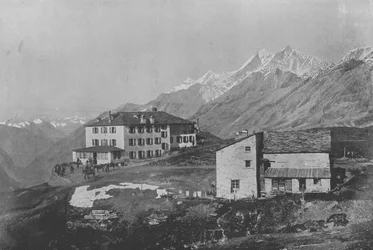 Ryffelberg et les Mischabel (photo n/b)